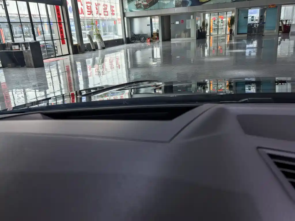 Volkswagen Volkswagen Touareg 2021 2.0TSI R-Line 2021 - thumbnail 10