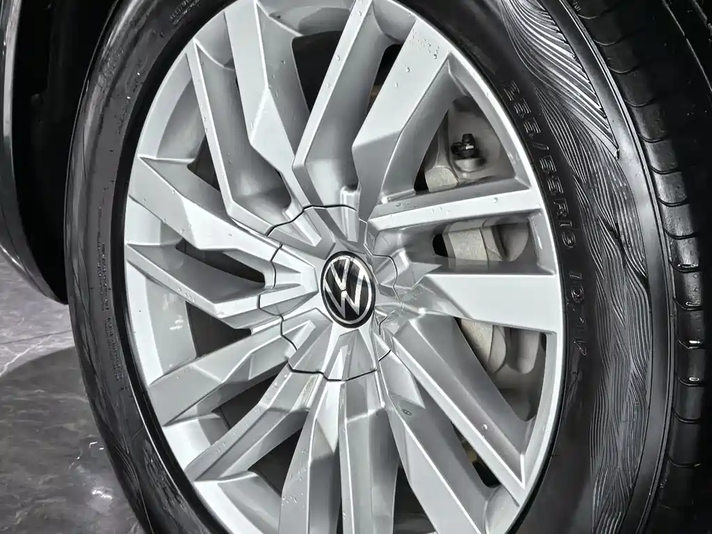 Volkswagen Volkswagen Touareg 2021 2.0TSI R-Line 2021 - thumbnail 13