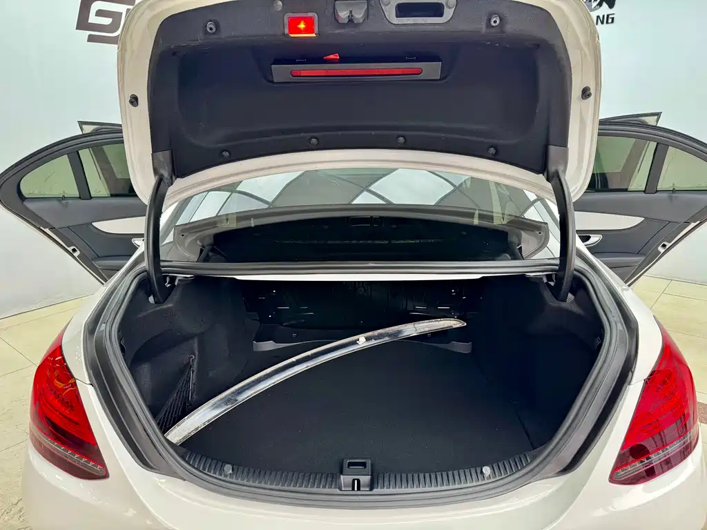 Mercedes-Benz Mercedes-Benz C-Class 2020 C 260 Sport Edition 2020 - thumbnail 24