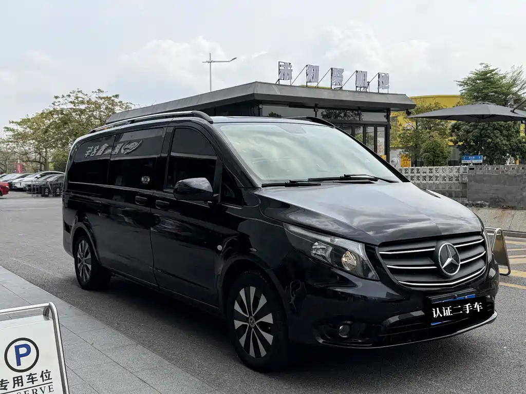 Mercedes-Benz Vito 2021 2.0T Business Edition 7-seater 2021 - thumbnail 2