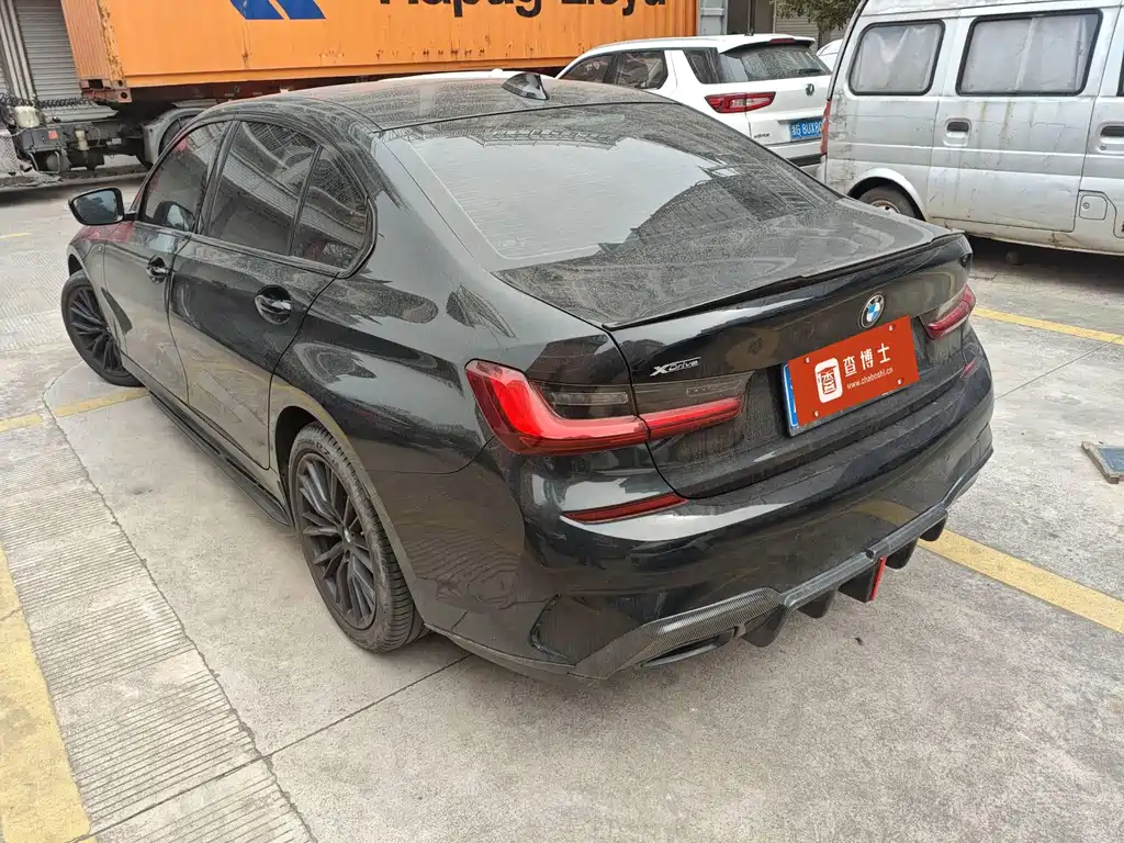 BMW BMW 3 Series 2022 330Li xDrive M Sport Shadow Night Package 2022 - thumbnail 2