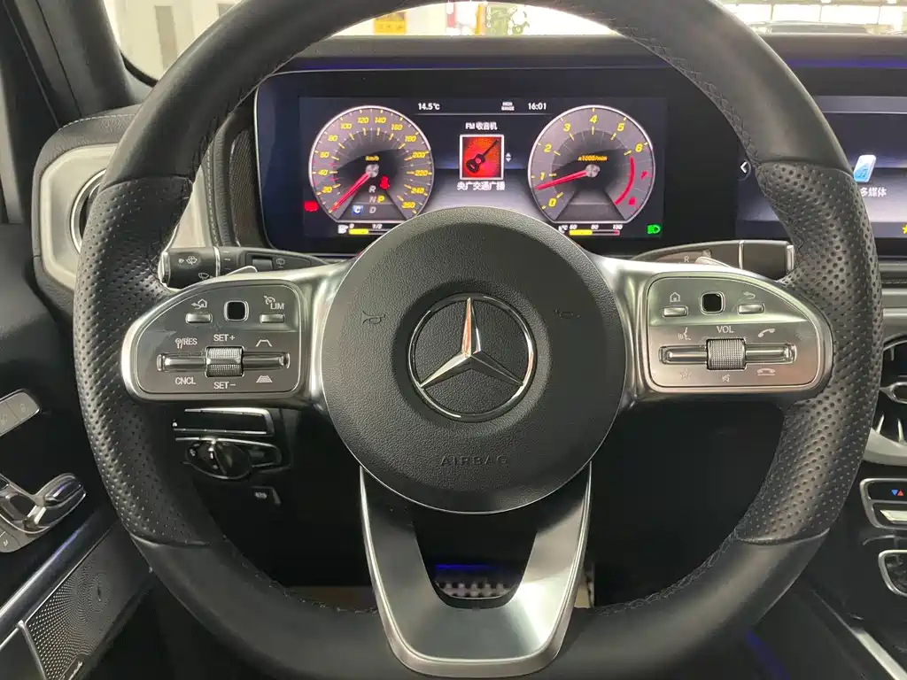 Mercedes-Benz Mercedes-Benz G-Class 2020 G 500 Night Package Special Edition 2022 - thumbnail 16