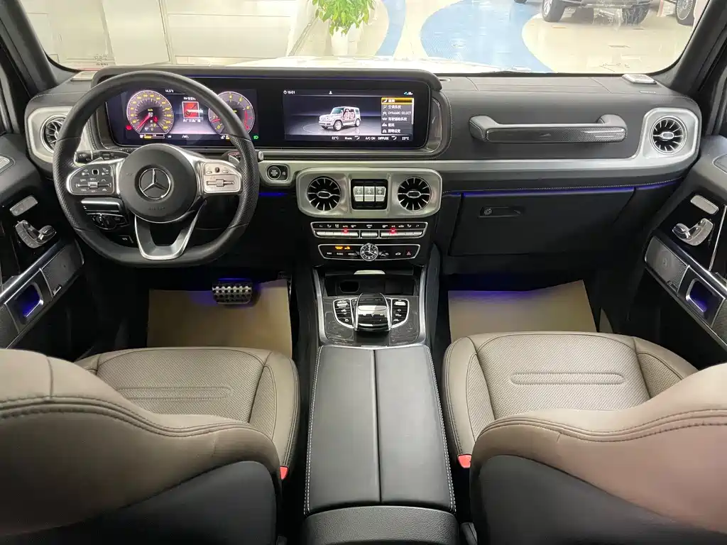 Mercedes-Benz Mercedes-Benz G-Class 2020 G 500 Night Package Special Edition 2022 - thumbnail 17