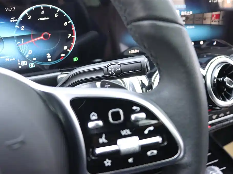 Mercedes-Benz Mercedes-Benz GLB 2022 GLB 200 Dynamic 2023 - thumbnail 10
