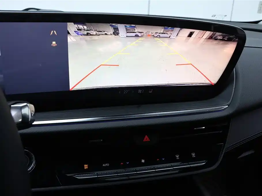 Buick Buick Envision S 2025 25T Platinum Edition 2025 - thumbnail 10