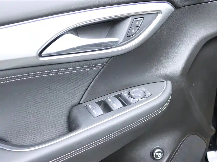 Buick Buick Envision S 2025 25T Platinum Edition 2025 - thumbnail 13