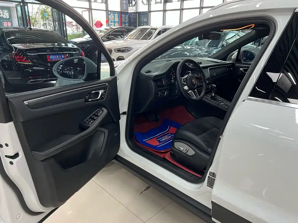 Porsche Porsche Macan 2020 Macan 2.0T 2020 - thumbnail 8