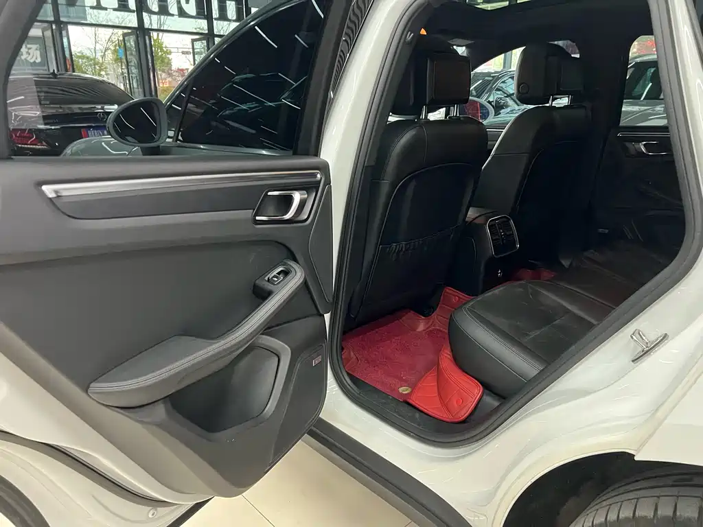 Porsche Porsche Macan 2020 Macan 2.0T 2020 - thumbnail 18