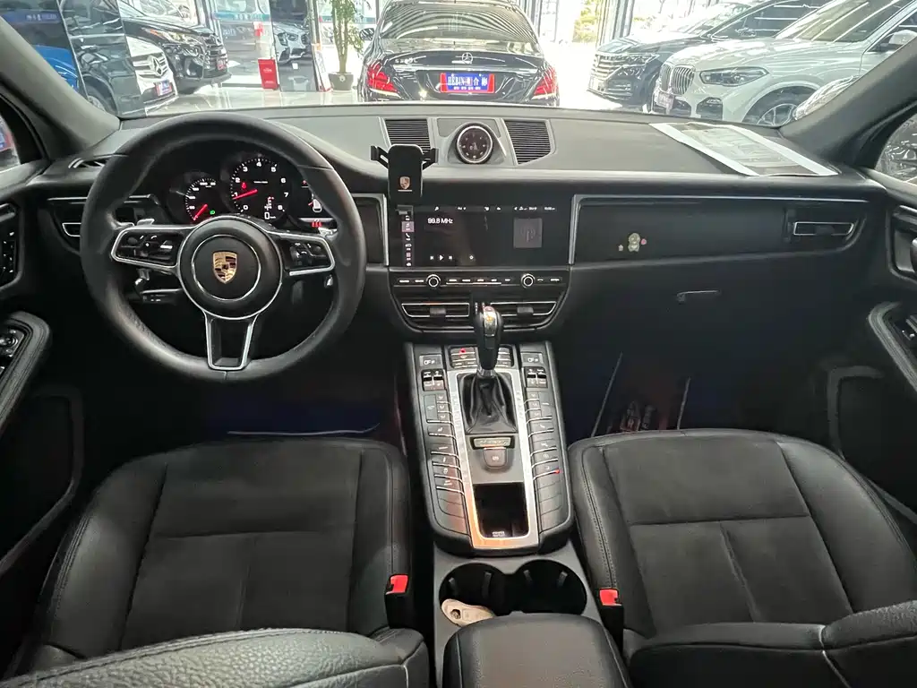 Porsche Porsche Macan 2020 Macan 2.0T 2020 - thumbnail 21