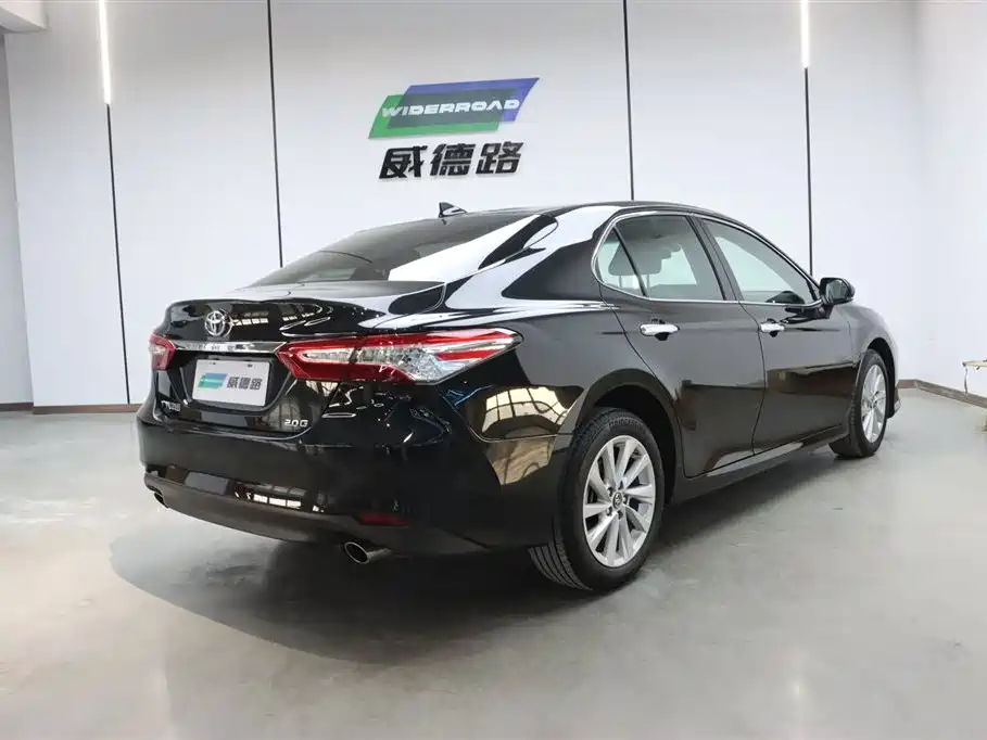 Toyota Toyota Camry 2021 2.0G Luxury Edition 2022 - thumbnail 4
