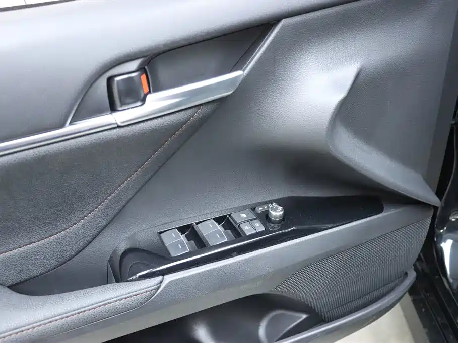 Toyota Toyota Camry 2021 2.0G Luxury Edition 2022 - thumbnail 13