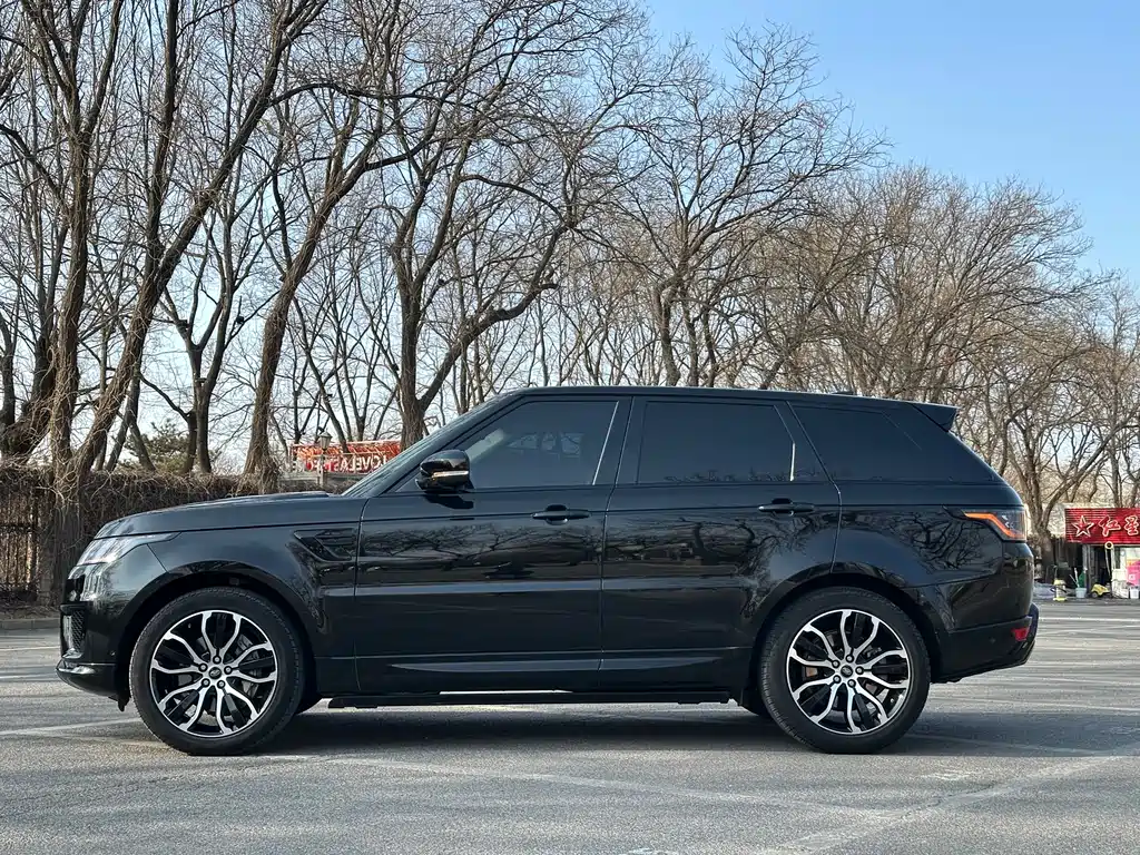 Land Rover Range Rover Sport 2021 3.0 L6 Black Badge 2021 - thumbnail 15