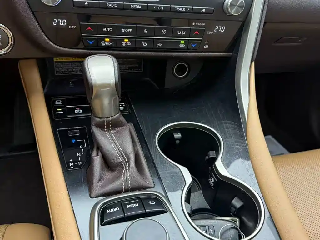 Lexus Lexus RX 300 AWD Elegant Edition 2016 Model China V 2016 - thumbnail 7