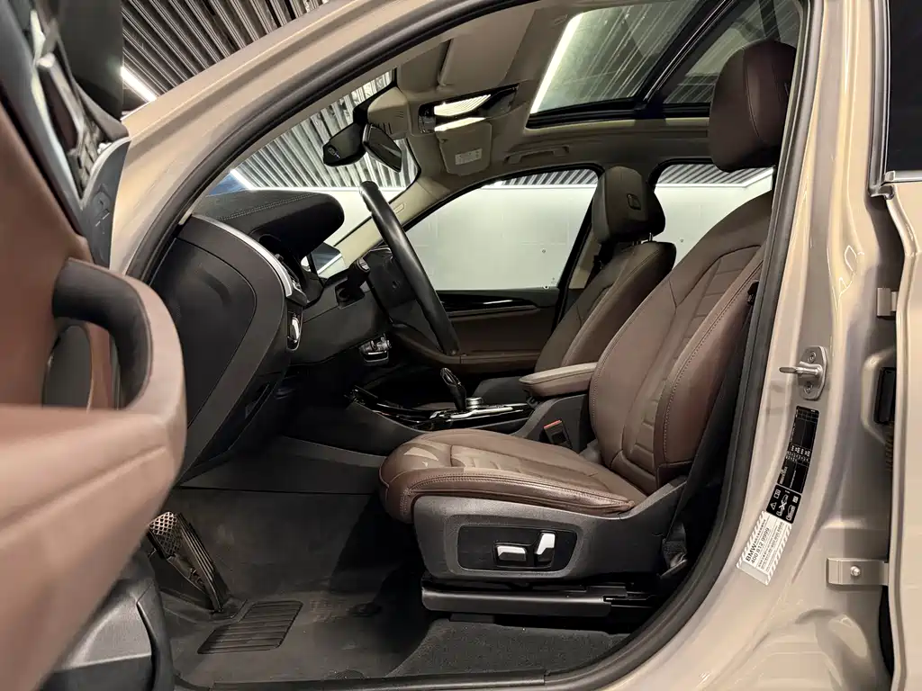 BMW BMW X3 2020 xDrive25i Luxury Package 2020 - thumbnail 9