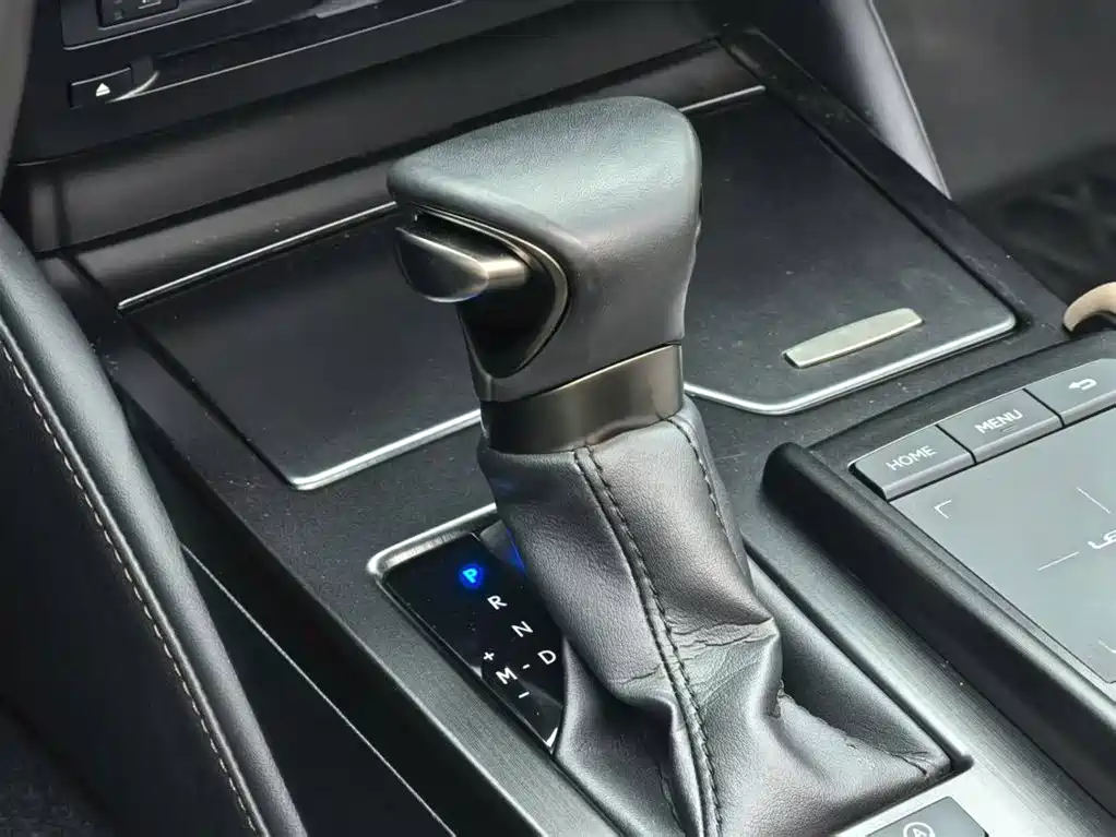 Lexus Lexus ES 2021 200 Luxury Edition 2022 - thumbnail 6