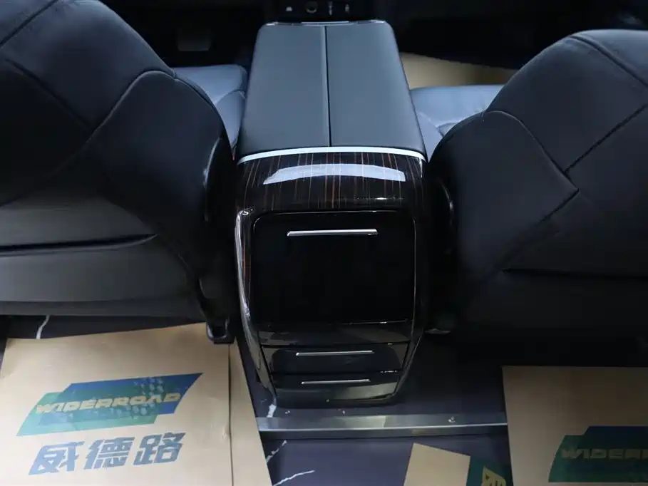 Honda Elysion 2022 2.0L e:HEV Luxury Exclusive Edition 2023 - thumbnail 20
