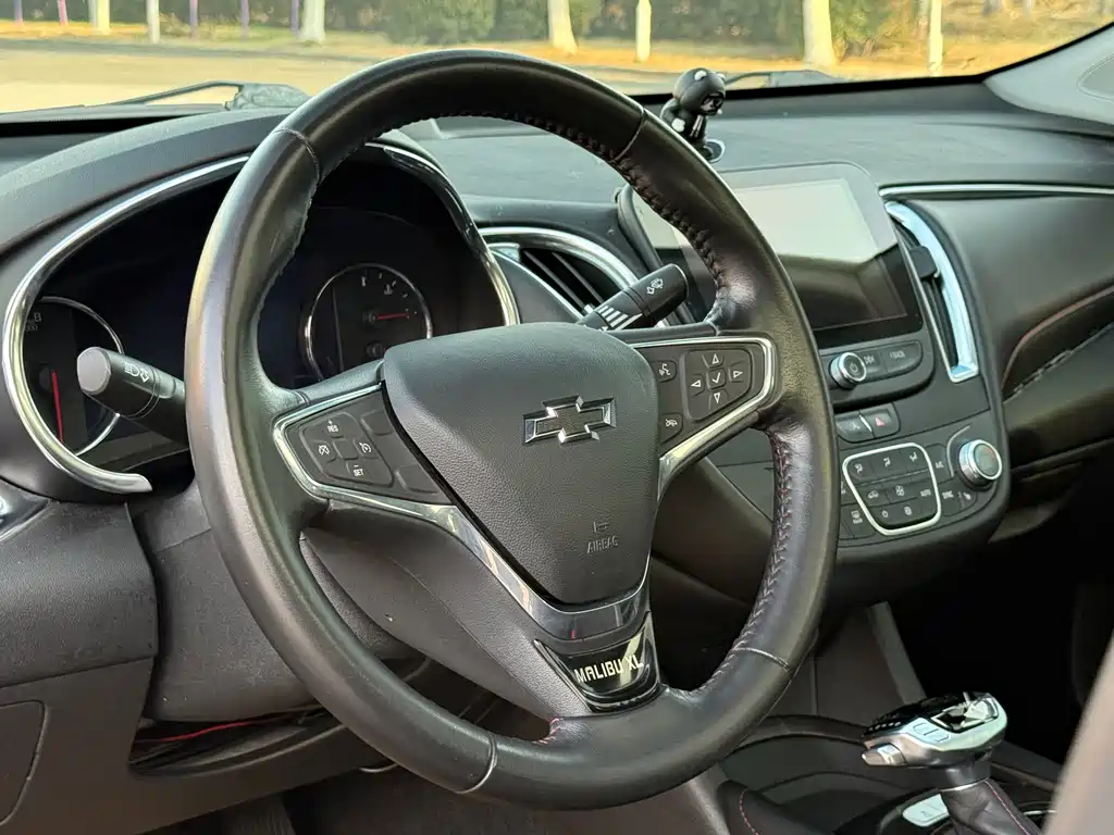 Chevrolet Malibu XL 2021 Redline 550T Automatic SmartLink Edition 2021 - thumbnail 5