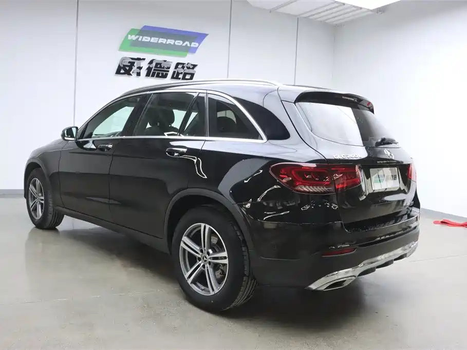 Mercedes-Benz Mercedes-Benz GLC 2021 GLC 260 L 4MATIC Sport Edition 2021 - thumbnail 4