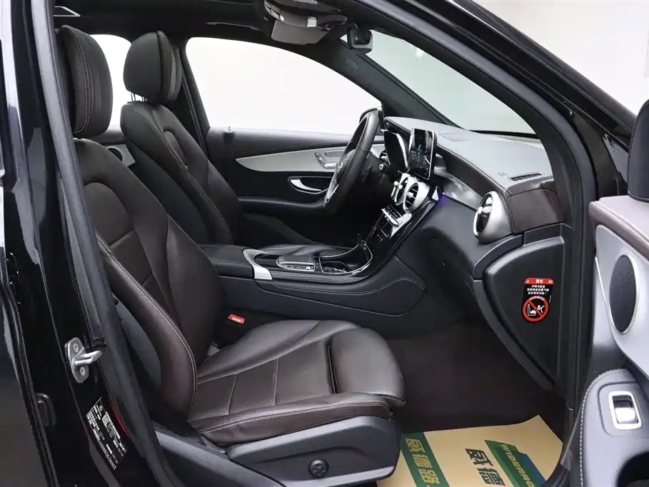 Mercedes-Benz Mercedes-Benz GLC 2021 GLC 260 L 4MATIC Sport Edition 2021 - thumbnail 18