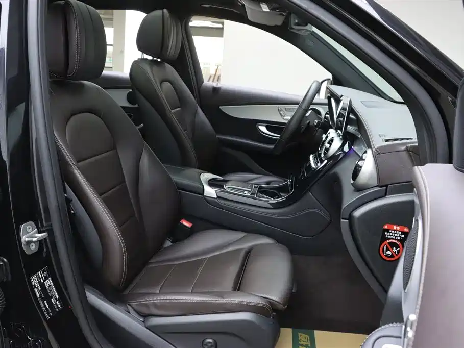 Mercedes-Benz Mercedes-Benz GLC 2021 GLC 260 L 4MATIC Sport Edition 2021 - thumbnail 19