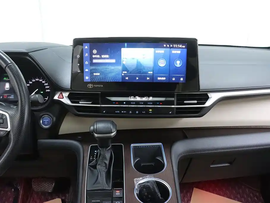 Toyota Toyota Granvia 2022 2.5L Hybrid Premium Edition 2023 - thumbnail 24