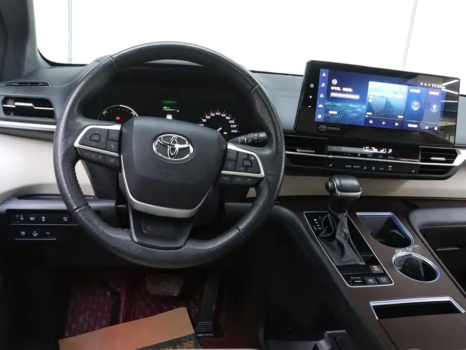 Toyota Toyota Granvia 2022 2.5L Hybrid Premium Edition 2023 - thumbnail 27
