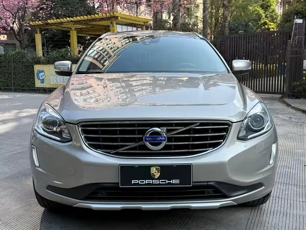 Volvo Volvo XC60 2016 T5 Momentum 2015 - thumbnail 3