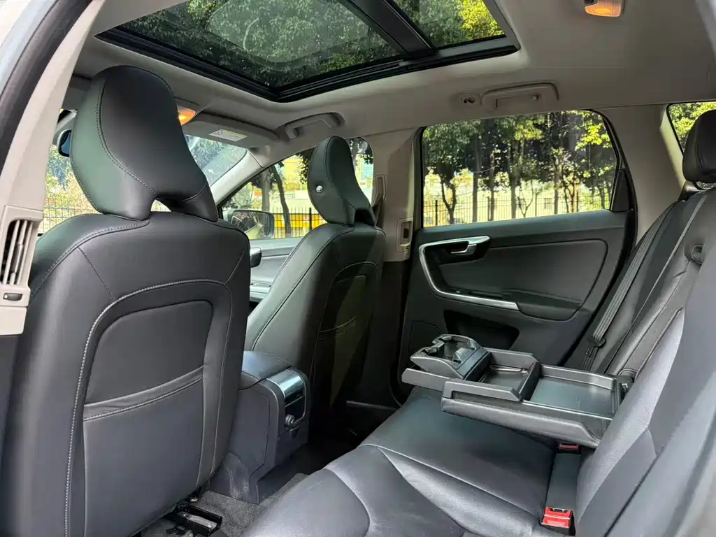 Volvo Volvo XC60 2016 T5 Momentum 2015 - thumbnail 19
