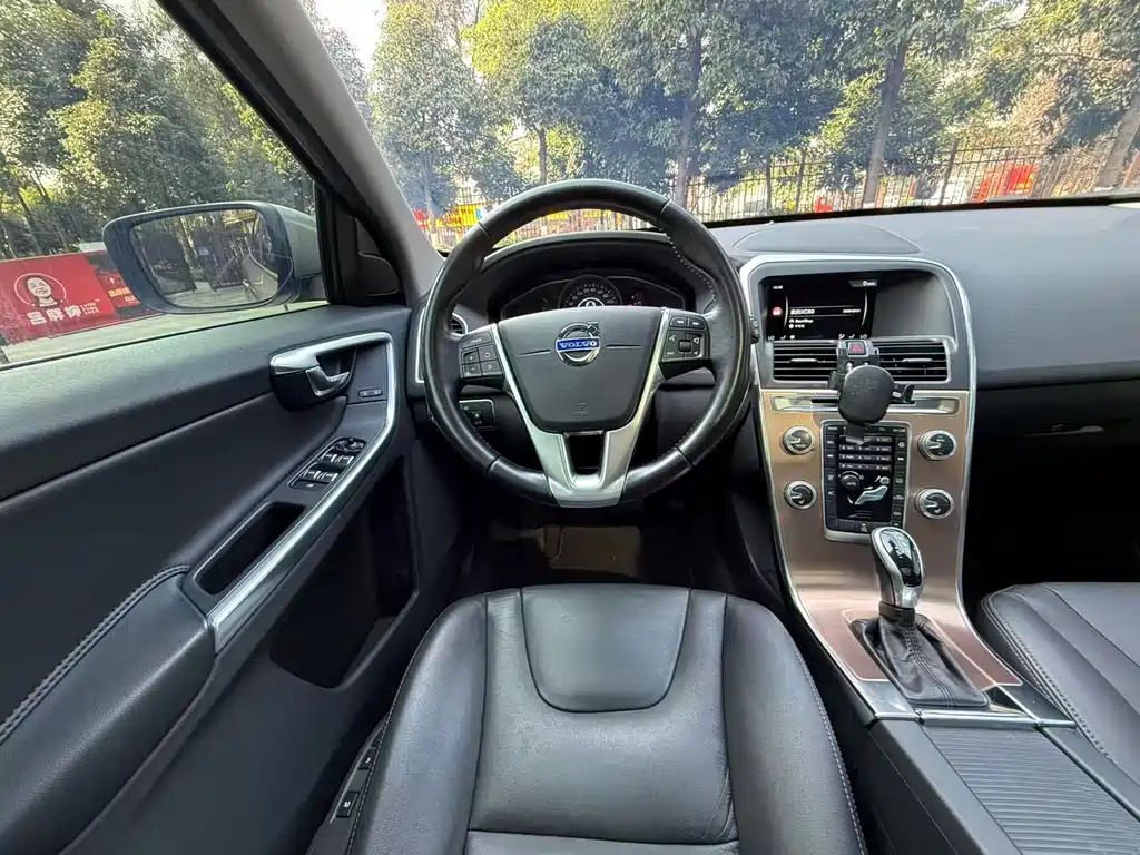 Volvo Volvo XC60 2016 T5 Momentum 2015 - thumbnail 23