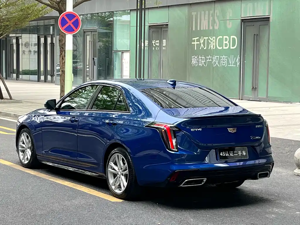 Cadillac Cadillac CT4 2020 28T Fashion Edition 2021 - thumbnail 4