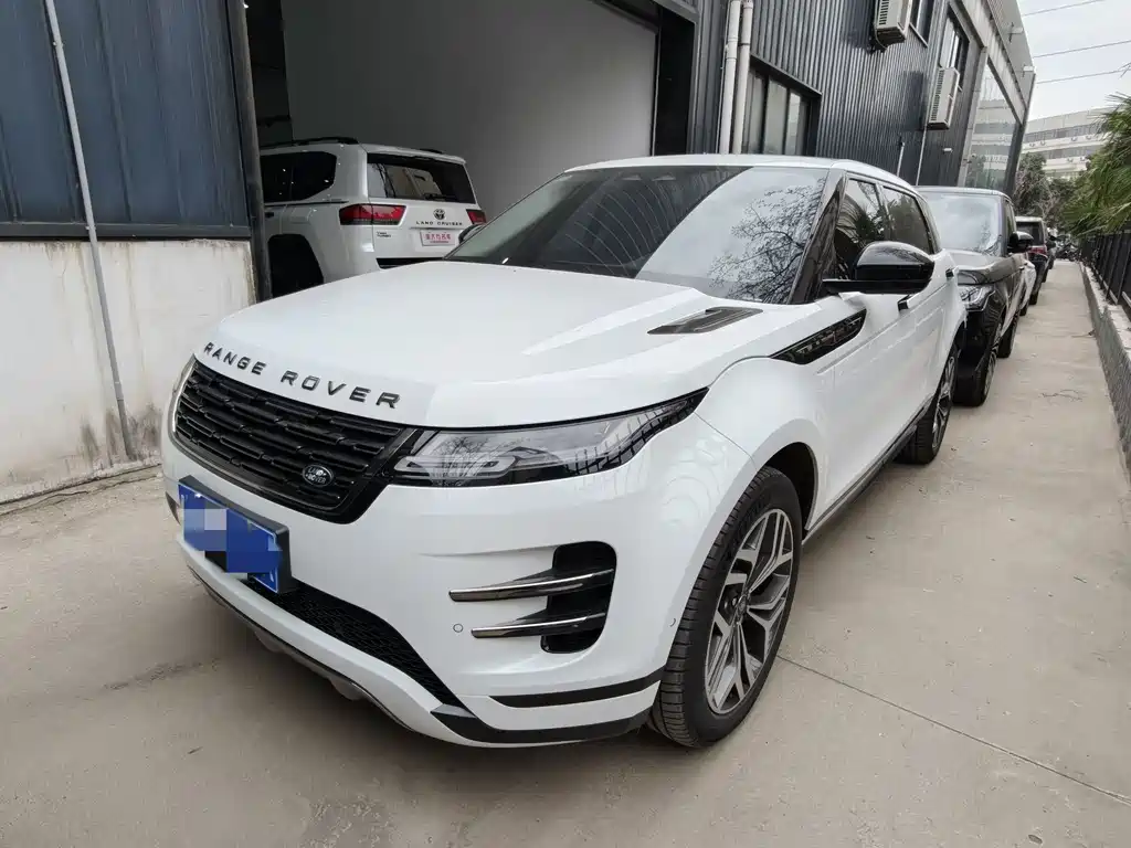 Land Rover Range Rover Evoque 2024 Range Rover Evoque L SE Prestige Light Edition 2025
