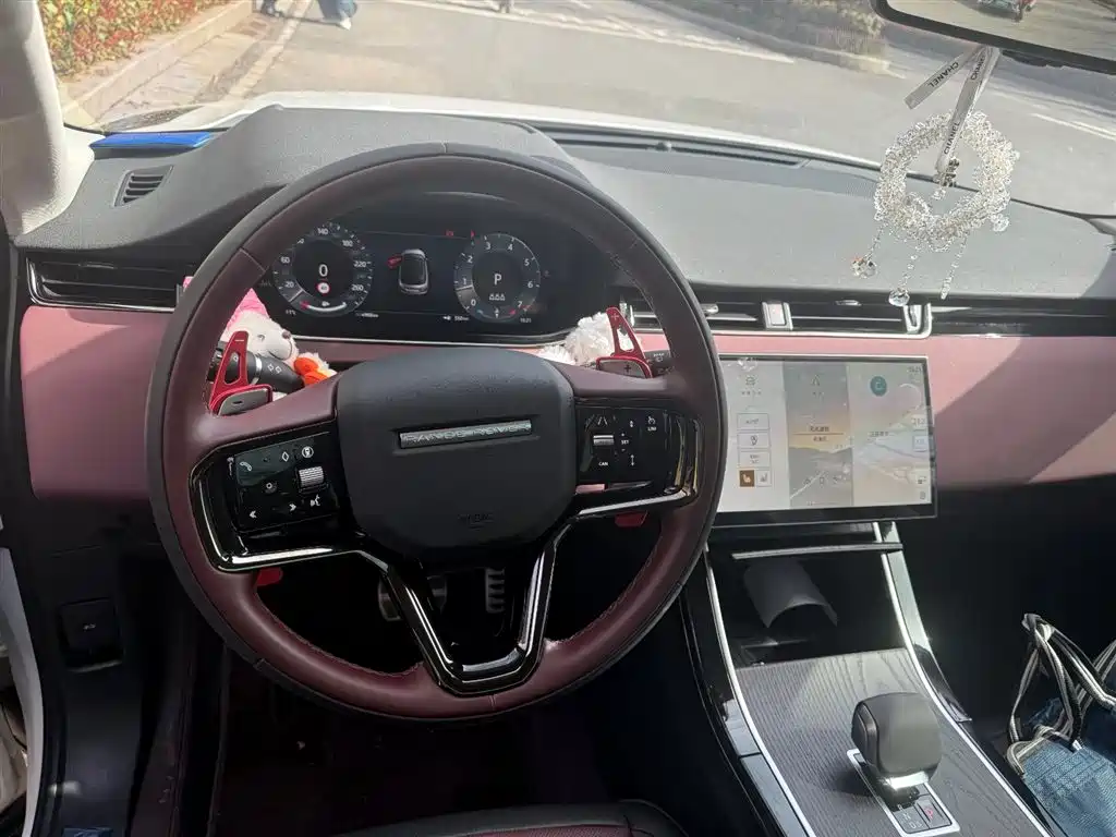 Land Rover Range Rover Evoque 2024 Range Rover Evoque L SE Prestige Light Edition 2025 - thumbnail 6