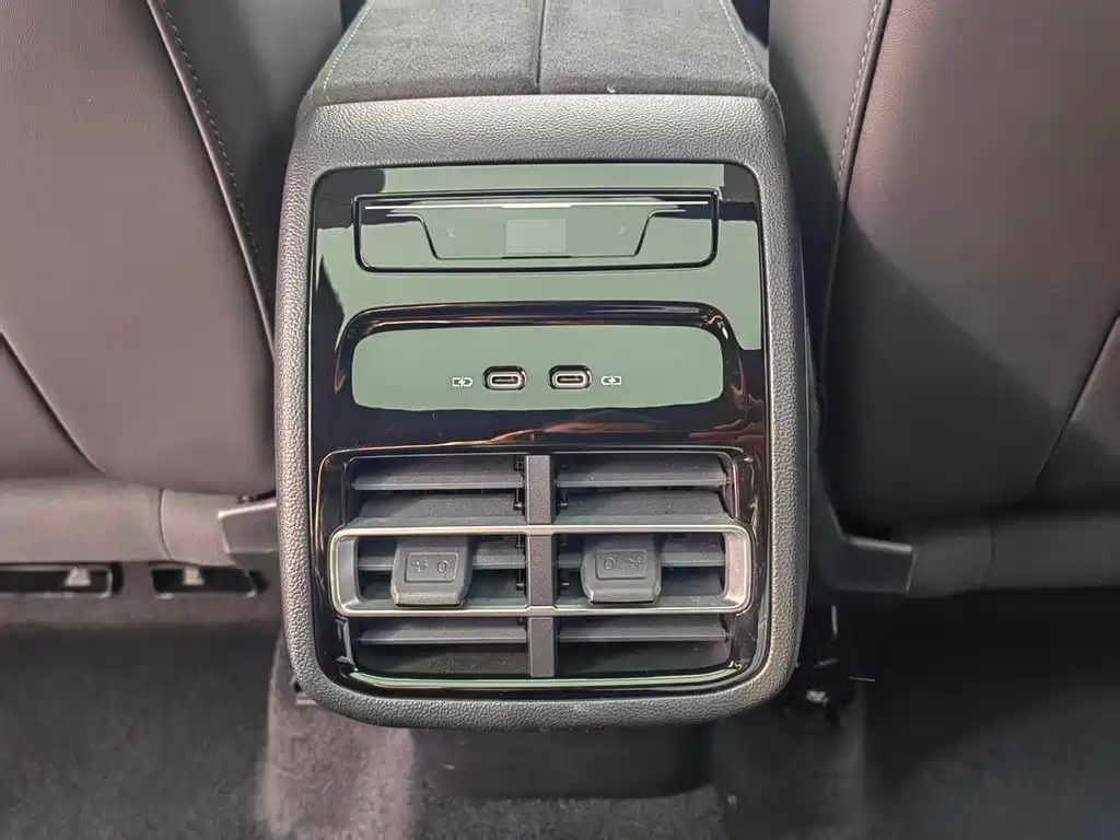 Volkswagen Tiguan L 2024 PRO 380TSI AWD R-Line Intelligent Premium Edition 2024 - thumbnail 11
