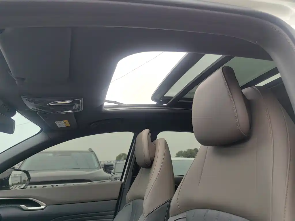 Changan Yi Dong 2026 Model 4th Generation 1.5T 500Bar Dynamic Enjoyment Edition 2026 - thumbnail 10