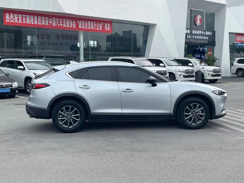 Mazda Mazda CX-4 2021 2.0L Automatic FWD Skyactive Premium 2021 - thumbnail 7