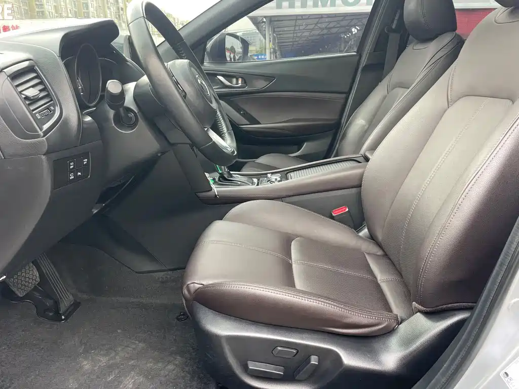 Mazda Mazda CX-4 2021 2.0L Automatic FWD Skyactive Premium 2021 - thumbnail 13