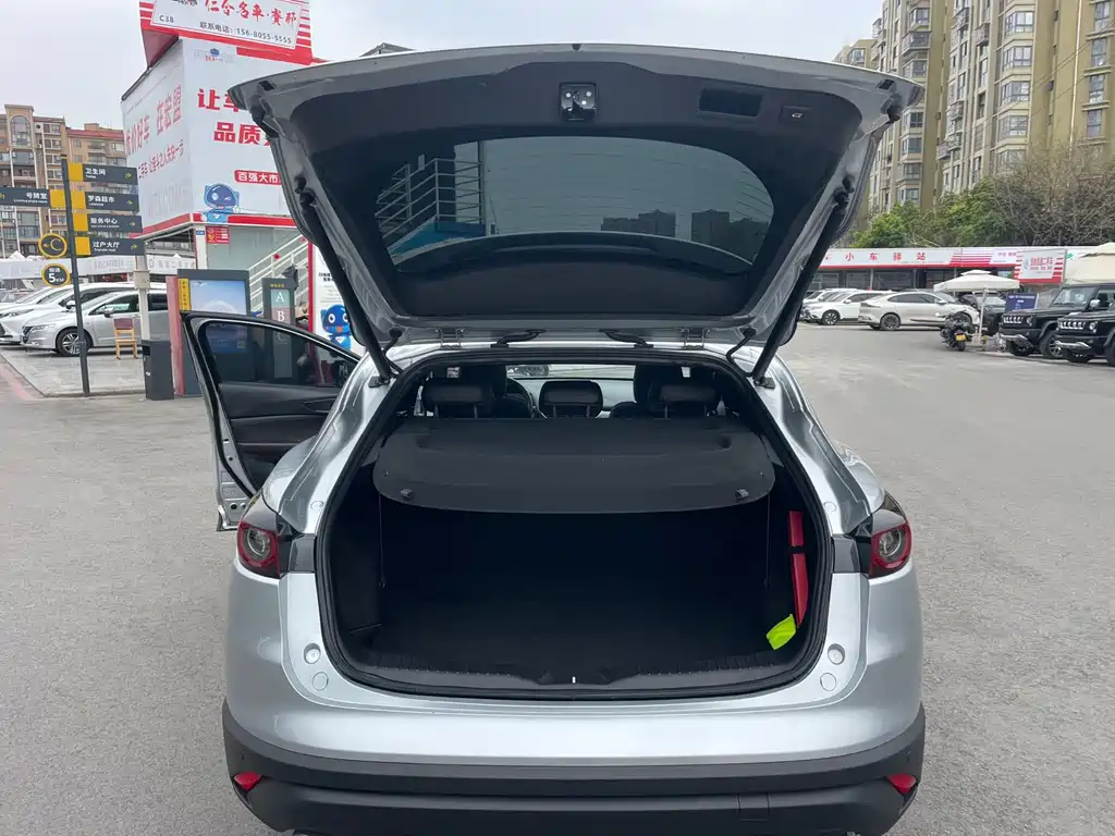 Mazda Mazda CX-4 2021 2.0L Automatic FWD Skyactive Premium 2021 - thumbnail 21