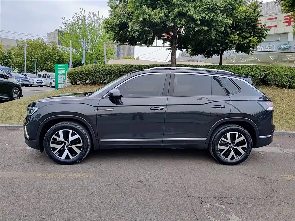 Volkswagen Tayron 2023 330TSI FWD Luxury Plus Advanced Edition 2023 - thumbnail 3