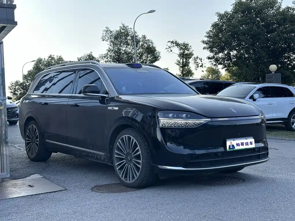 AITO M9 Aito M9 2024 Extended Range Ultra 42kWh 6-seater 2024 - thumbnail 2
