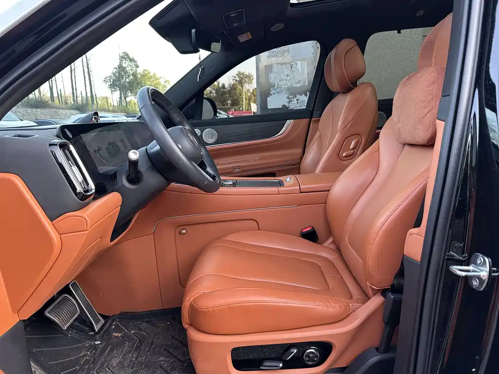 AITO M9 Aito M9 2024 Extended Range Ultra 42kWh 6-seater 2024 - thumbnail 8