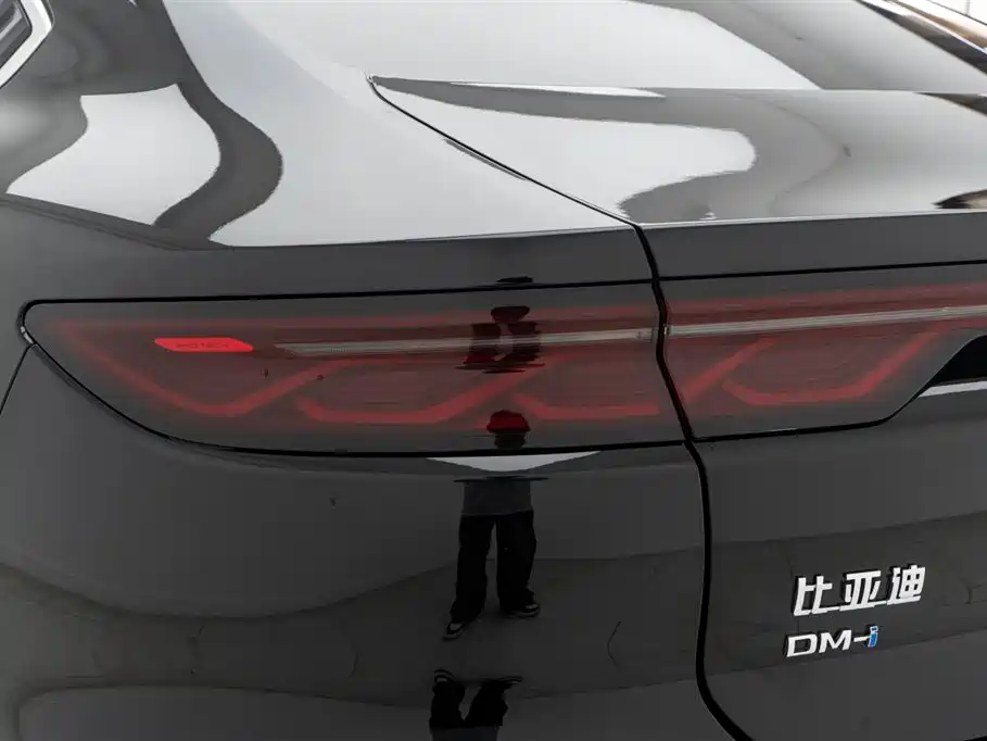 BYD BYD Han 2024 DM-i Glory Edition 121KM Premium Model 2024 - thumbnail 11