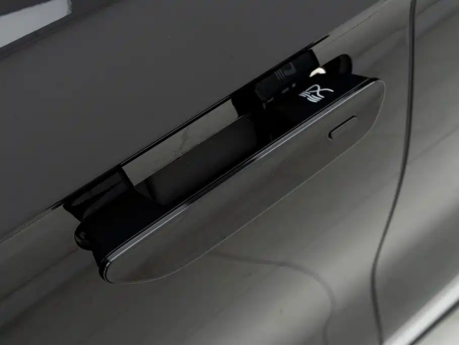 BYD BYD Han 2024 DM-i Glory Edition 121KM Premium Model 2024 - thumbnail 12