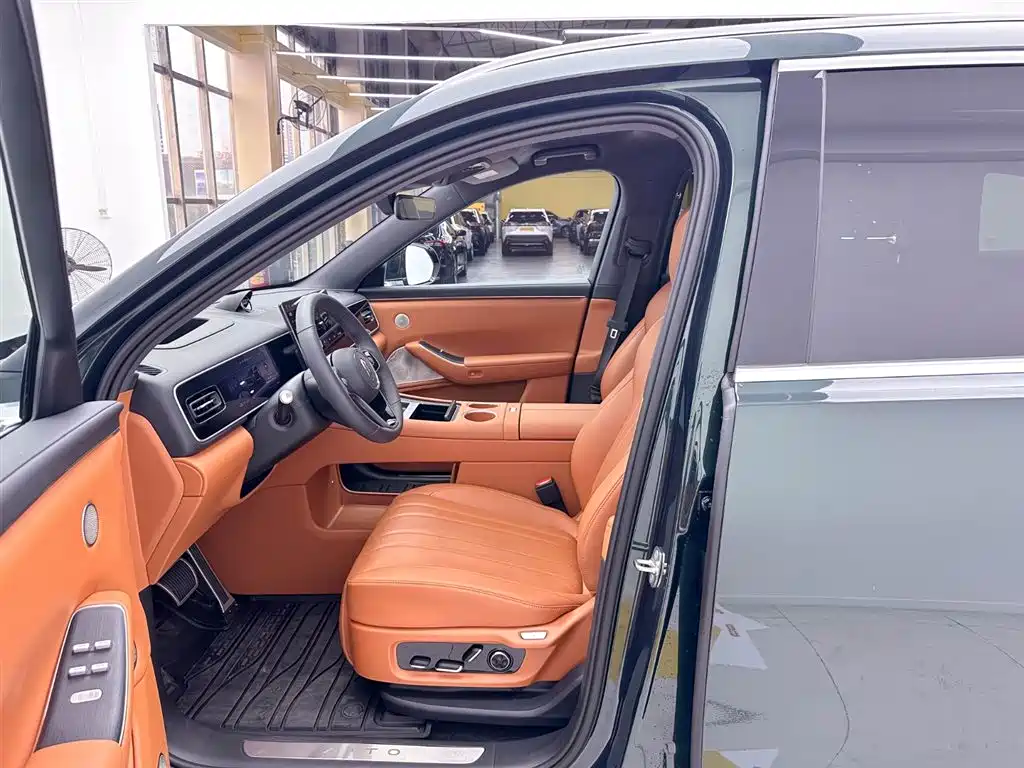 AITO AITO Aito M7 2026 Extended Range Ultra AWD 5-seat 2025 - thumbnail 15