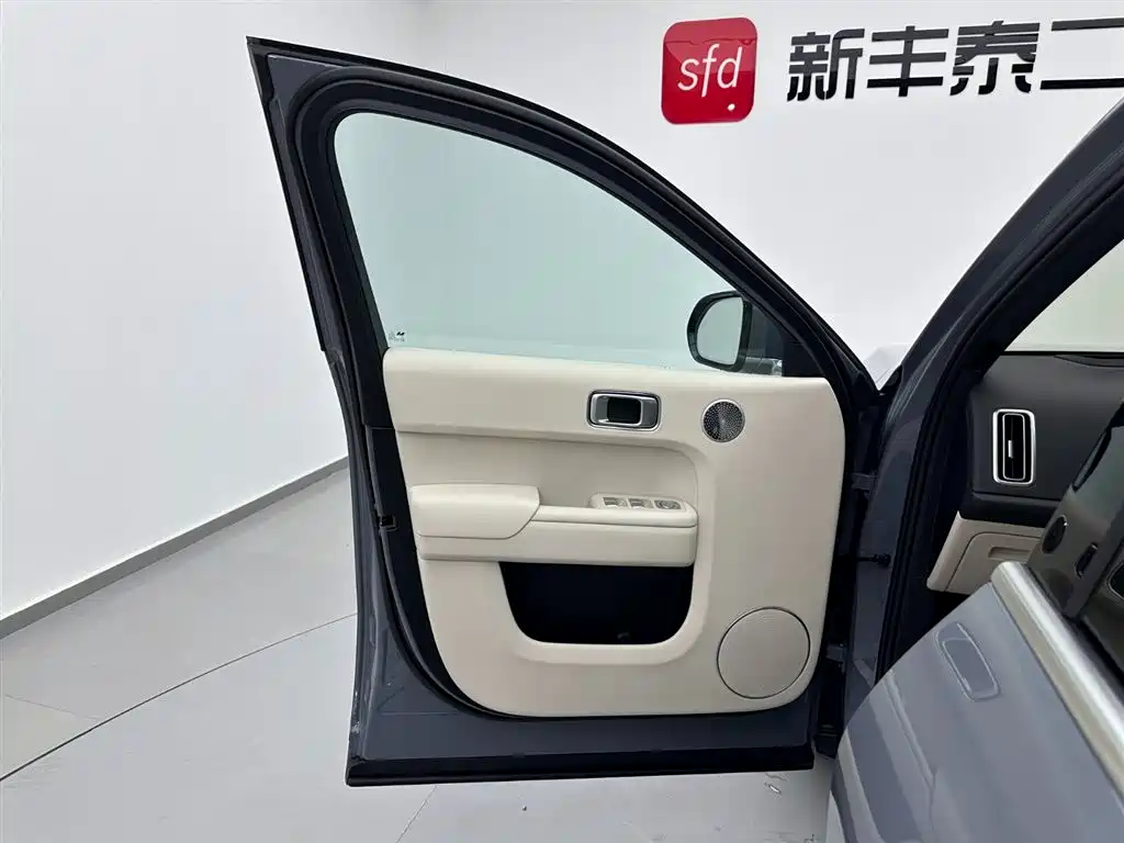 Li Auto Li L8 2025 Ultra Intelligent Upgrade Edition 2025 - thumbnail 8