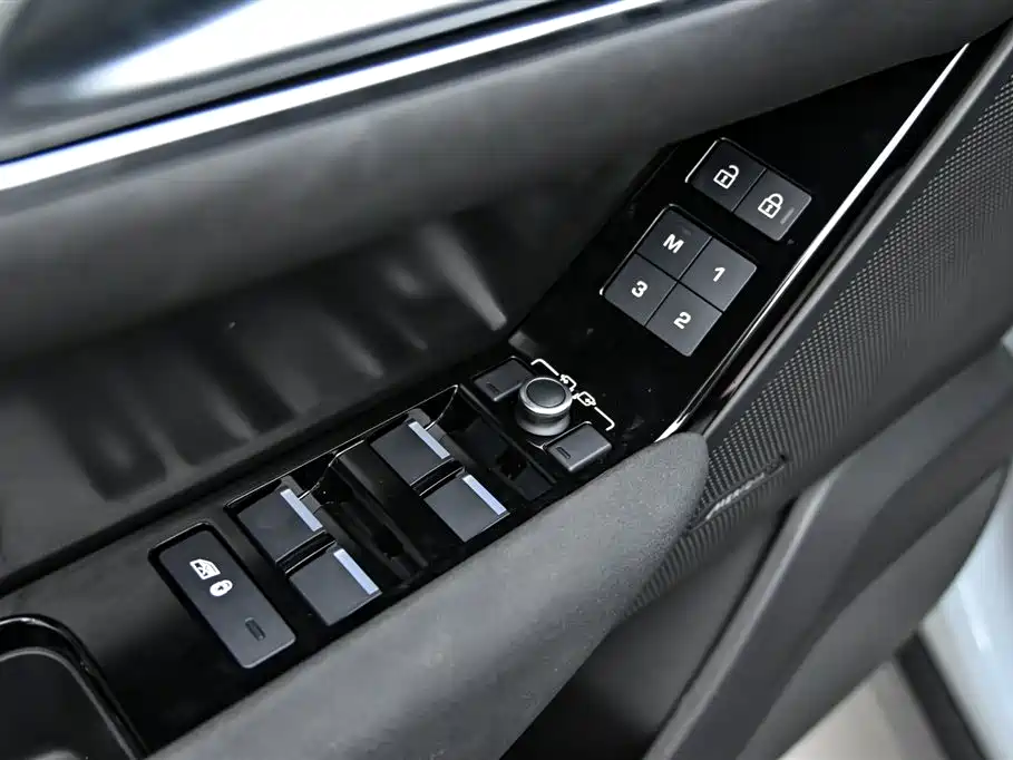 Land Rover Range Rover Sport 2024 Dynamic SE 2023 - thumbnail 22