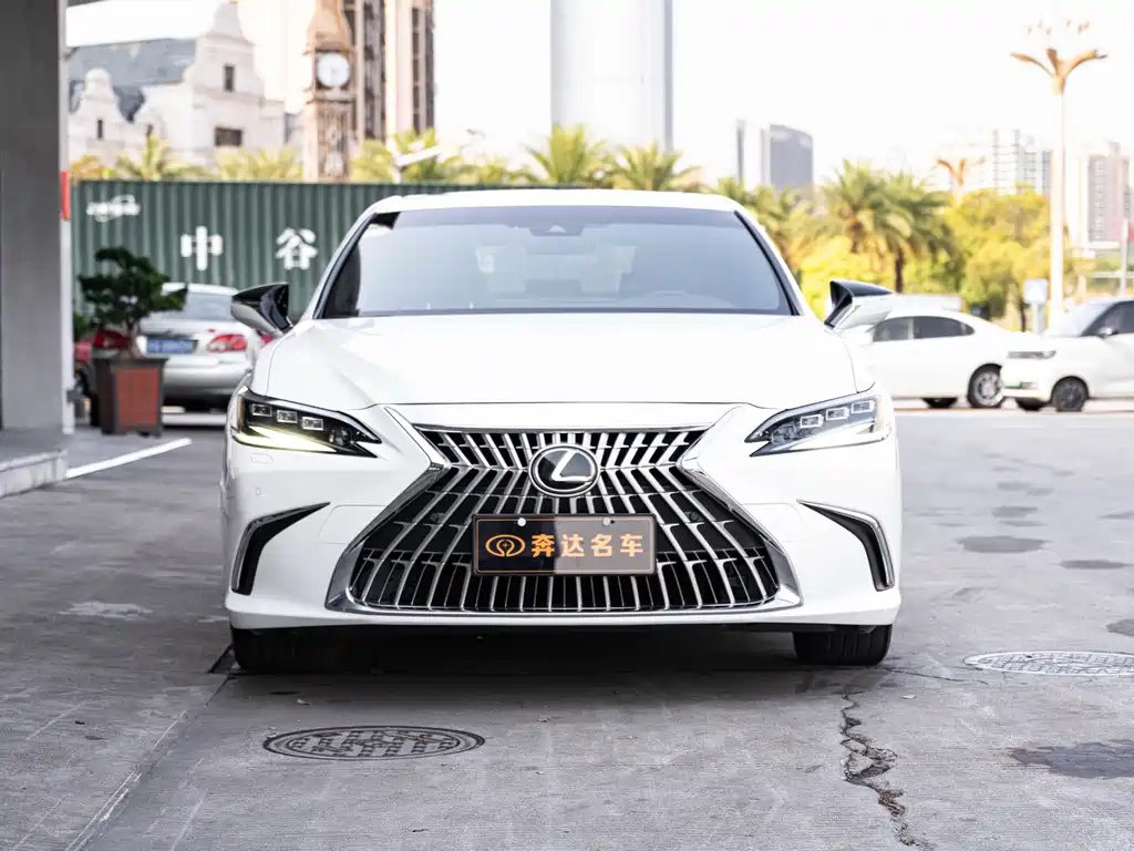 Lexus Lexus ES 2024 200 Special Edition 2024 - thumbnail 2
