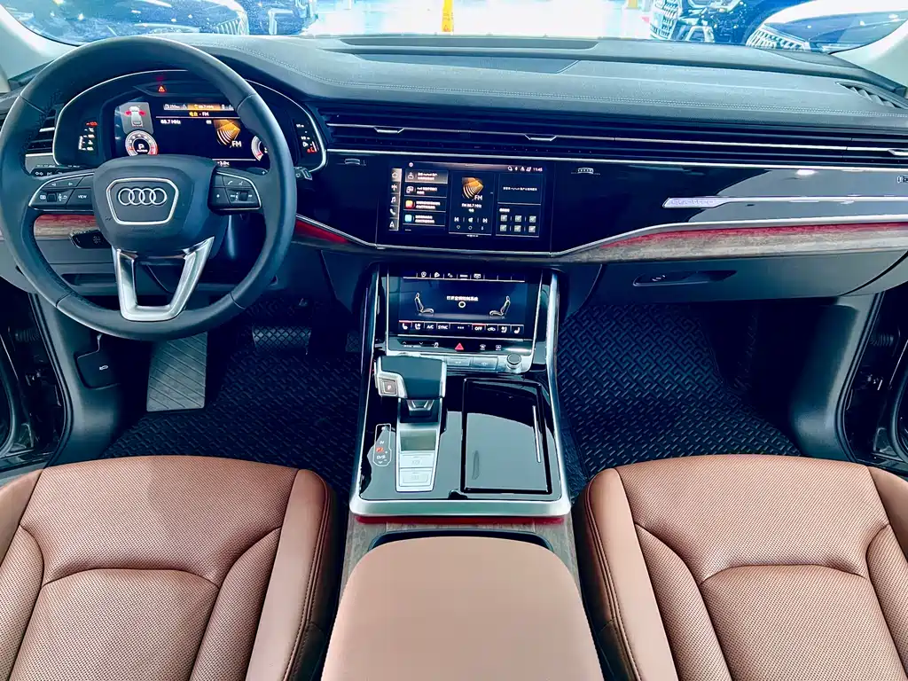 Audi Audi Q7 2023 45 TFSI quattro S line Sport Package 2023 - thumbnail 9