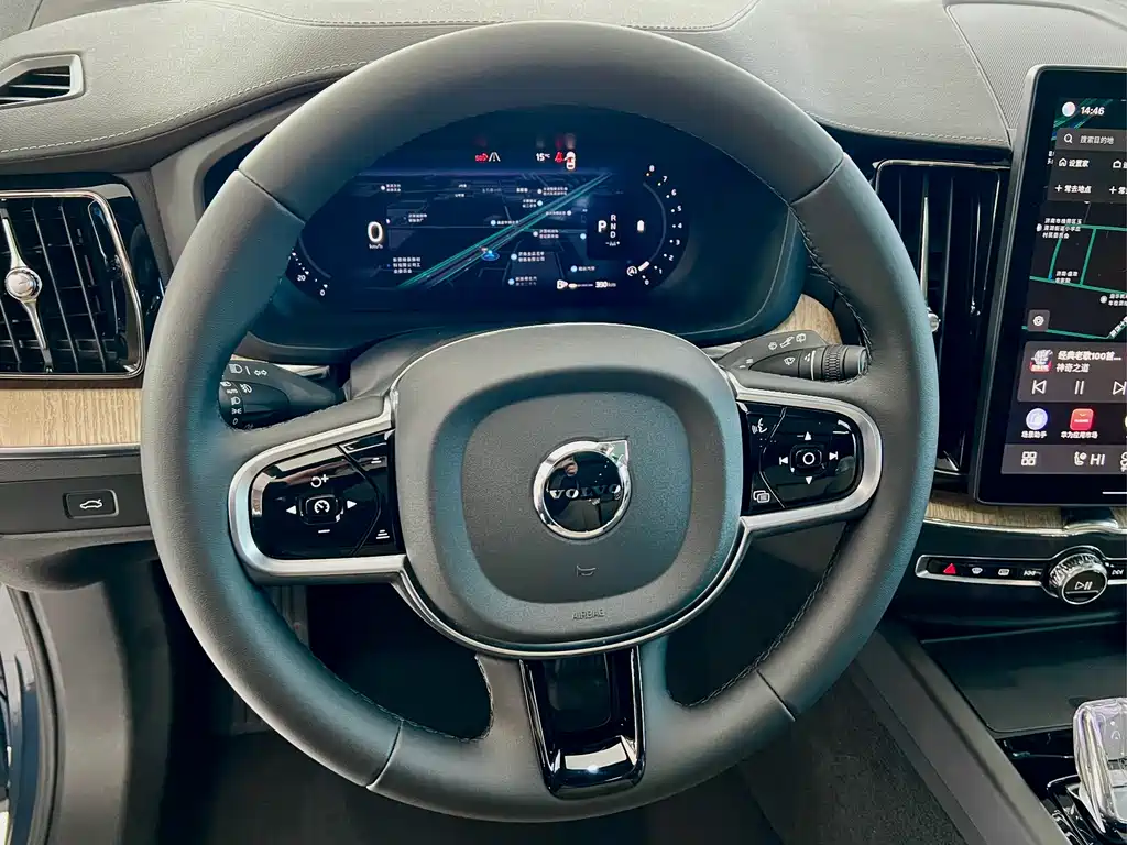 Volvo Volvo XC60 2026 B5 AWD Intelligent Luxury Edition 2026 - thumbnail 14
