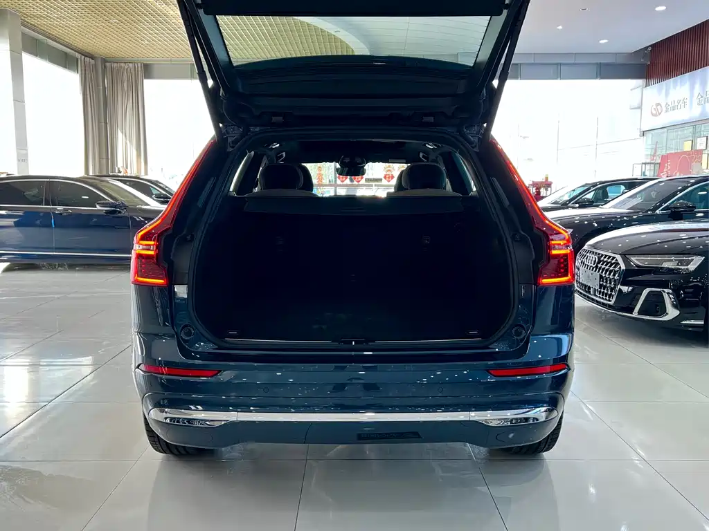 Volvo Volvo XC60 2026 B5 AWD Intelligent Luxury Edition 2026 - thumbnail 21