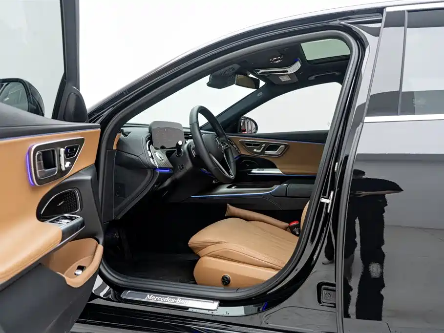 Mercedes-Benz Mercedes-Benz E-Class 2025 Model Year Facelift E 300 L Fashion Edition 2025 - thumbnail 19